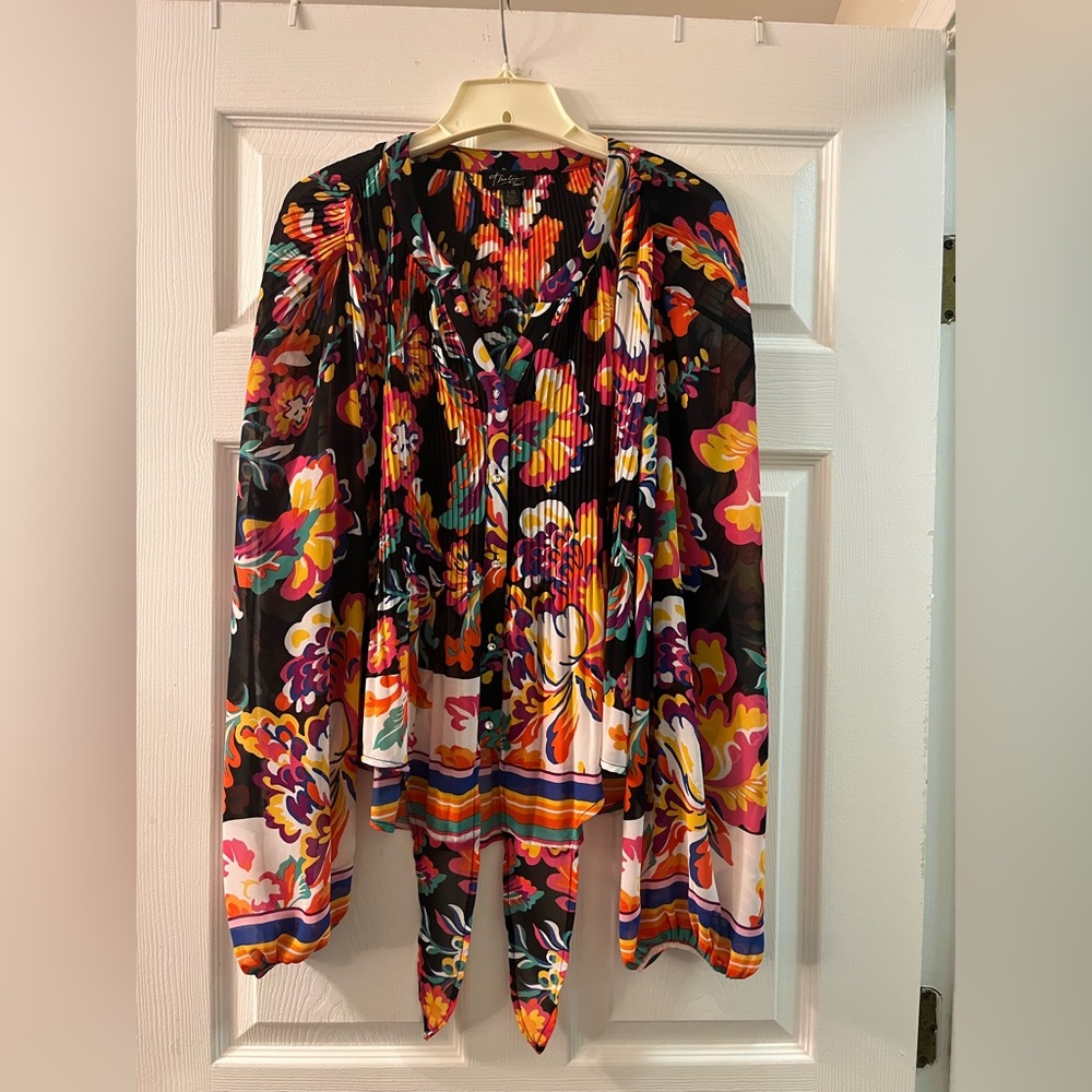 Misses long sleeve dressy blouse
